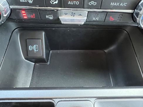 Used 2022 Ford F150 XLT w/ Equipment Group 302A High image 40