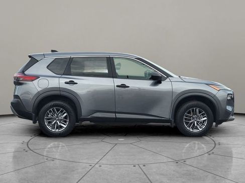 Used 2023 Nissan Rogue S AWD/4WD image 12