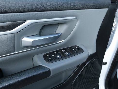 Used 2021 RAM 1500 Big Horn image 25