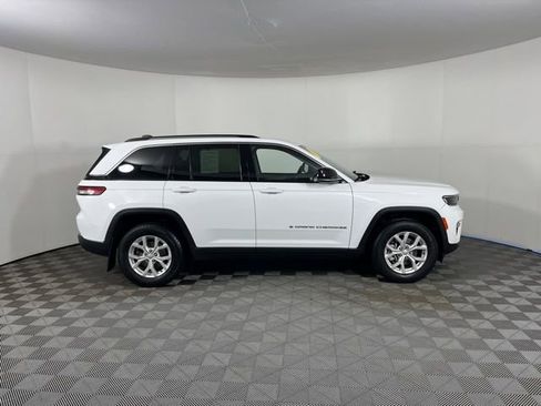 Used 2023 Jeep Grand Cherokee Limited image 8
