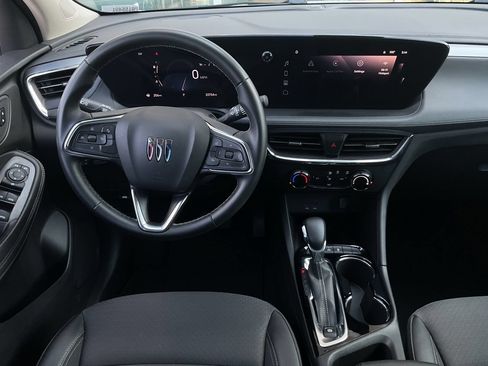 Used 2025 Buick Encore GX Preferred FWD image 10
