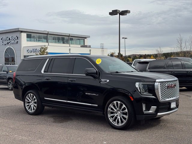 Used 2024 GMC Yukon XL Denali AWD/4WD image 8