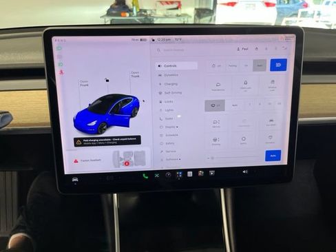 Used 2018 Tesla Model 3 Long Range RWD image 28
