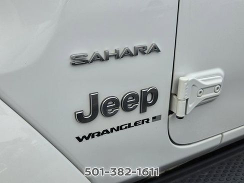 Used 2023 Jeep Wrangler Unlimited Sahara w/ Cold Weather Group AWD/4WD image 2