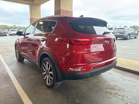 Used 2017 Kia Sportage EX w/ EX Premium Package image 2