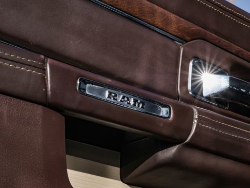 Used 2017 RAM 3500 Laramie Longhorn image 49