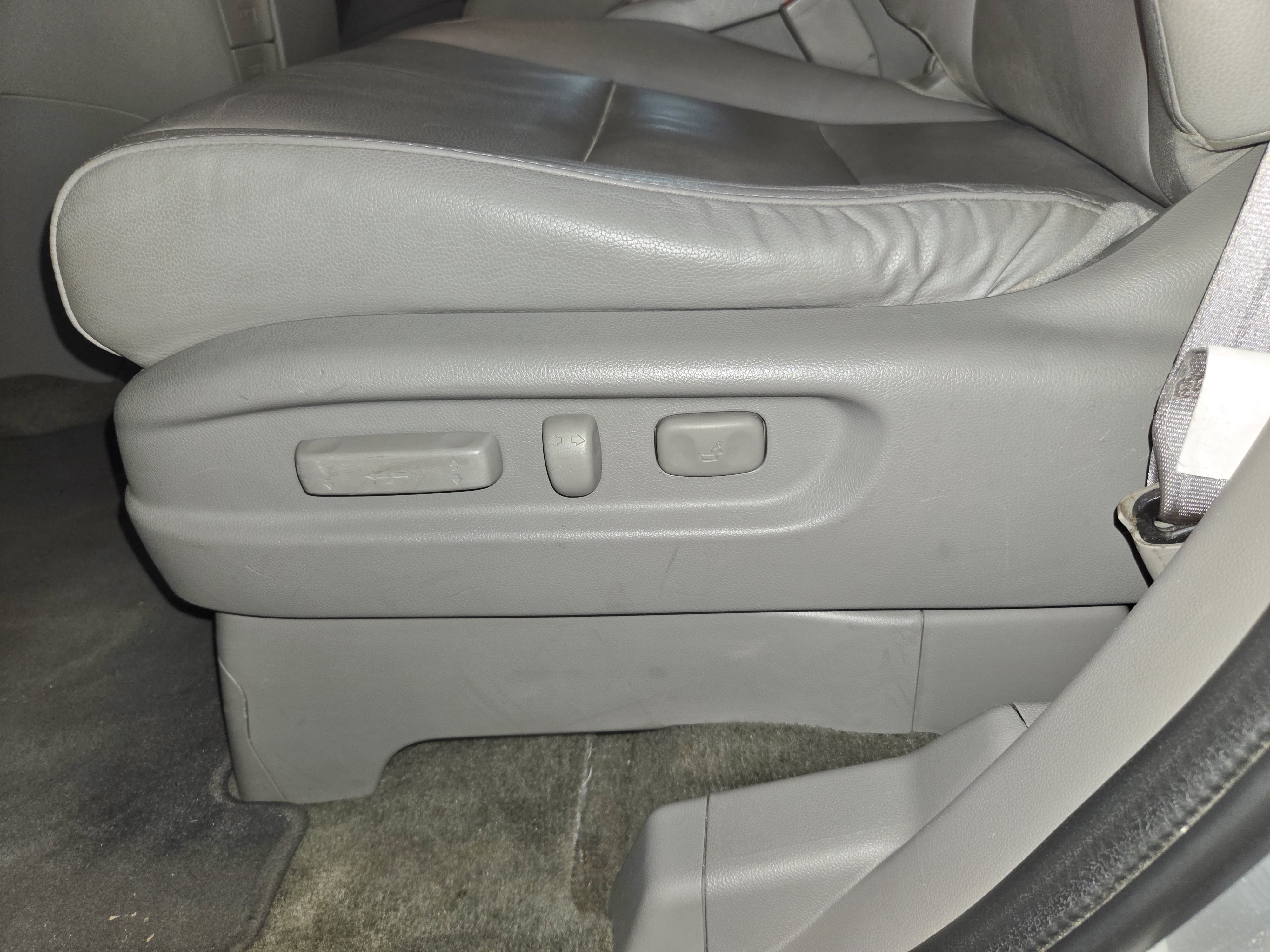 Used 2015 Honda Odyssey EX-L image 16