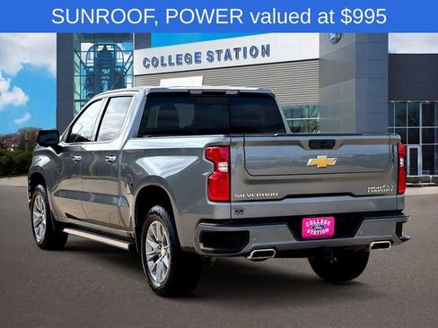 Used 2021 Chevrolet Silverado 1500 High Country w/ Safety Package II AWD/4WD image 3