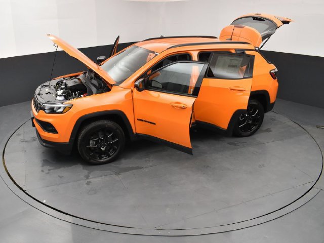 New 2026 Jeep Compass Latitude AWD/4WD image 27