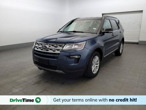 Used 2019 Ford Explorer XLT w/ Equipment Group 202A AWD/4WD image 1