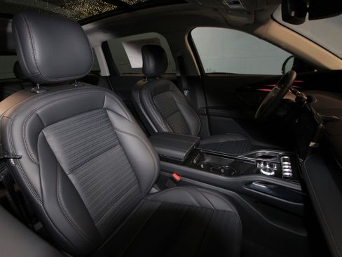 New 2026 Lincoln Nautilus Reserve w/ Jet Appearance Package image 26