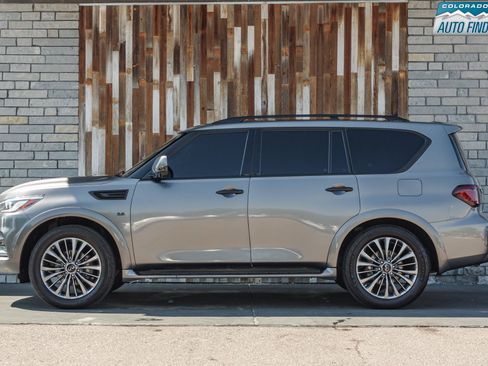 Used 2019 INFINITI QX80 Luxe w/ 22" Wheel Package AWD/4WD image 3