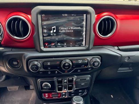 Used 2022 Jeep Gladiator Rubicon w/ LED Lighting Group AWD/4WD image 20