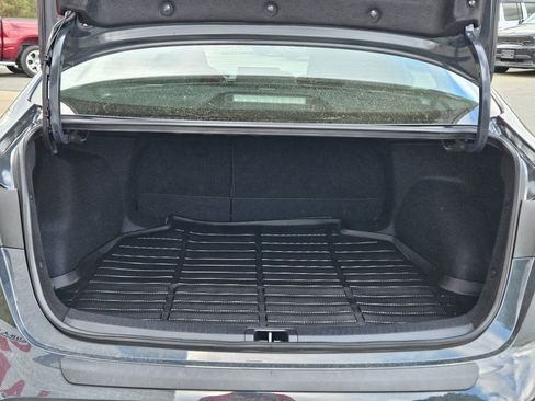 Used 2023 Toyota Corolla SE w/ SE Premium Package FWD image 30