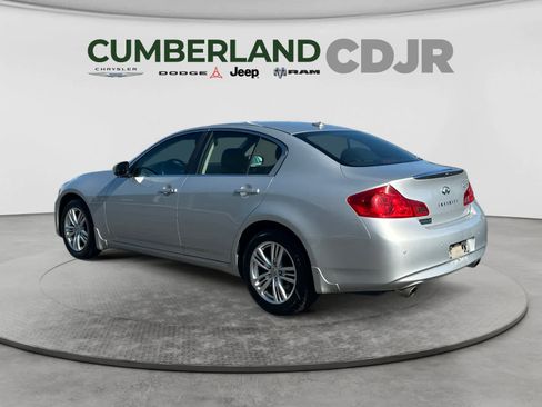 Used 2013 INFINITI G37 x Sedan w/ Premium Pkg AWD/4WD image 4