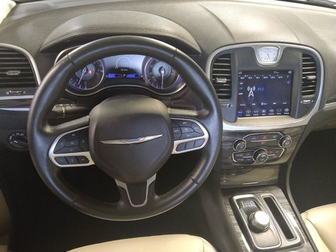 Used 2019 Chrysler 300 Touring L w/ Quick Order Package 22F RWD image 22