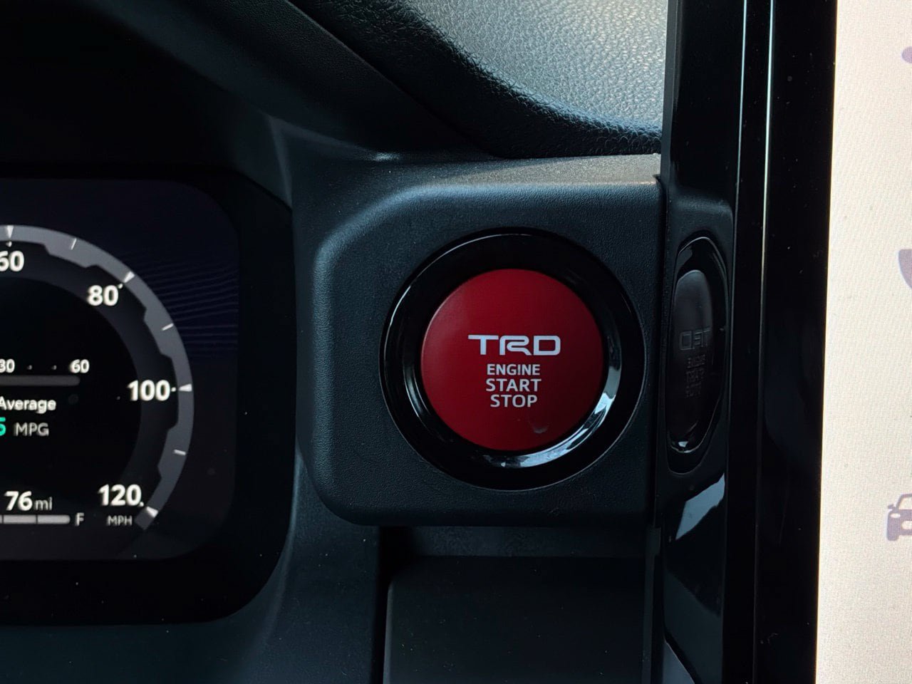 Used 2024 Toyota Tacoma TRD Off-Road w/ TRD Off Road Premium Package AWD/4WD image 40