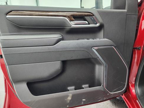 Used 2024 GMC Sierra 2500 SLE w/ SLE Value Package; image 39