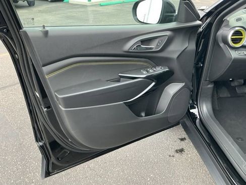 New 2026 Chevrolet Trax LT image 12