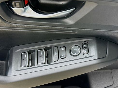 Used 2025 Honda Accord LX image 19