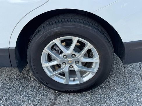 Used 2024 Chevrolet Equinox LS FWD image 6
