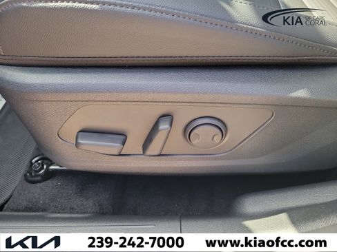 New 2026 Kia Sportage SX FWD image 21
