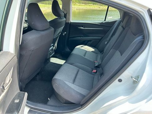 Used 2025 Toyota Camry LE image 13