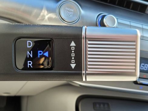 New 2026 Hyundai Kona SEL Premium image 19