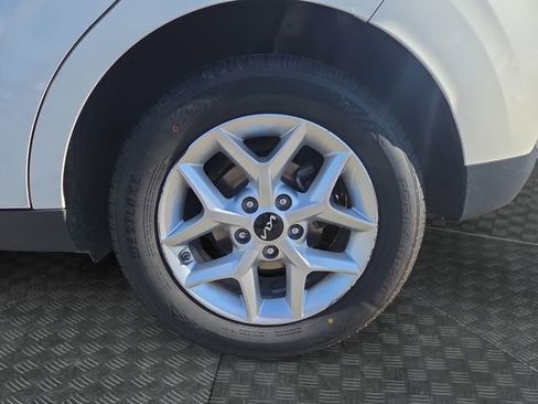 Used 2024 Kia Soul LX w/ Option Group 015 image 33