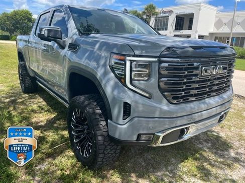 Used 2025 GMC Sierra 1500 Denali Ultimate AWD/4WD image 3