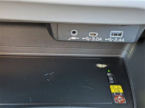 Certified 2025 Subaru Crosstrek 2.5i Limited w/ Crosstrek Mirror Package image 20