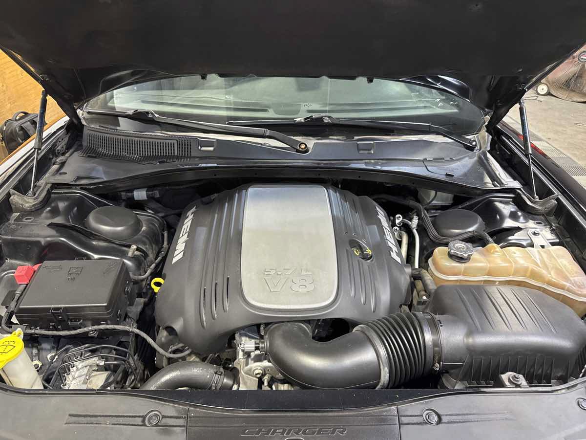 Used 2019 Dodge Charger R/T w/ Driver Confidence Group RWD image 30