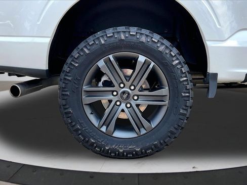 Used 2022 Ford F150 Lariat AWD/4WD image 37