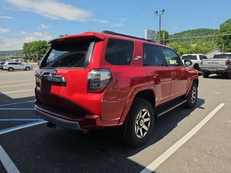 Used 2024 Toyota 4Runner TRD Off-Road AWD/4WD video 3