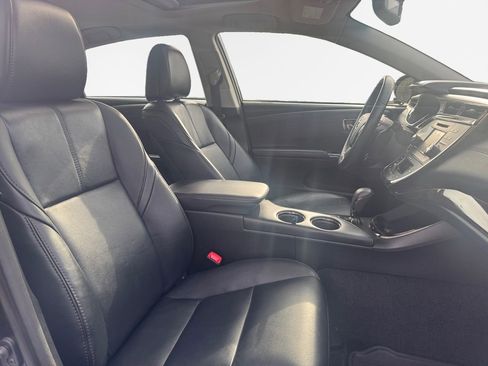 Used 2013 Toyota Avalon XLE Touring image 26