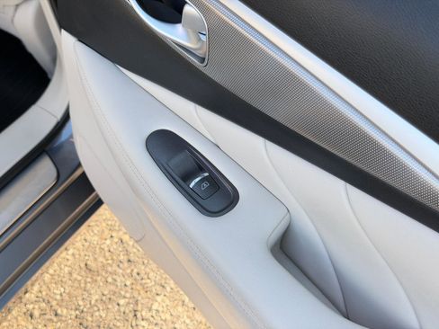 Used 2014 INFINITI Q50 AWD w/ Moonroof Package image 38