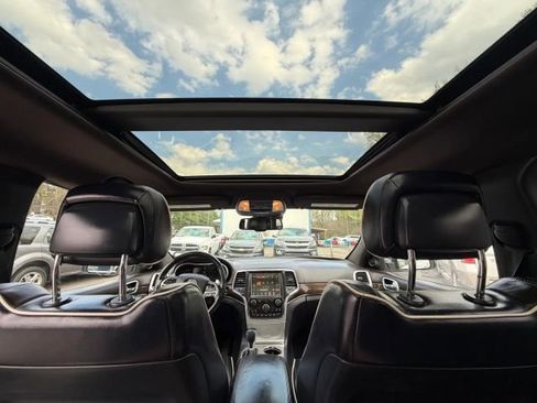 Used 2016 Jeep Grand Cherokee Overland w/ Advanced Technology Group image 12