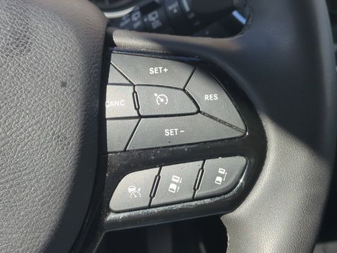 Certified 2023 Jeep Cherokee Altitude Lux image 27