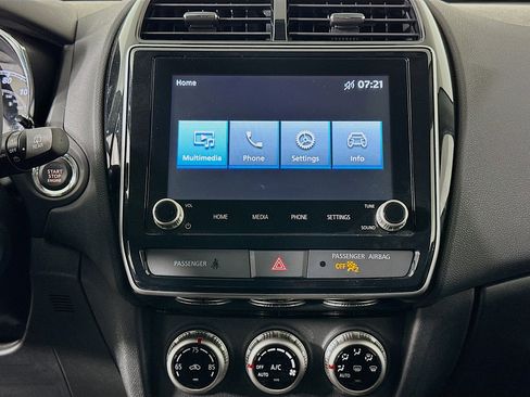 Used 2025 Mitsubishi Outlander Sport SE image 23