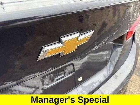 Used 2023 Chevrolet Malibu LT FWD image 47
