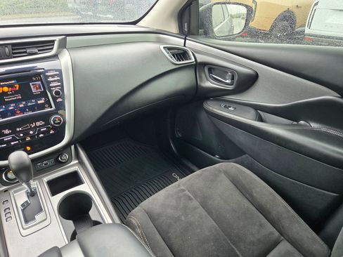 Used 2020 Nissan Murano S w/ Technology Package image 11