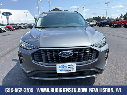 Used 2023 Ford Escape Platinum AWD/4WD image 8