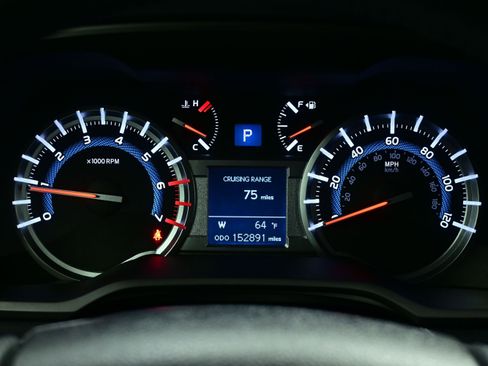 Used 2018 Toyota 4Runner TRD Off-Road AWD/4WD image 22