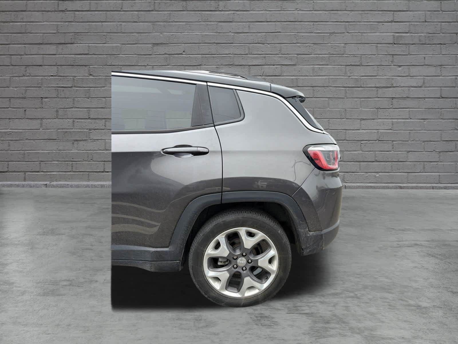 Used 2020 Jeep Compass Limited w/ Luxury Seat Group AWD/4WD image 6