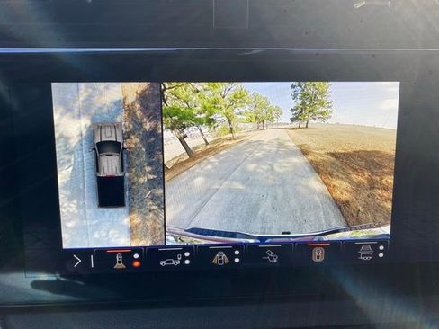 Used 2024 GMC Sierra 2500 AT4 w/ AT4 Preferred Package AWD/4WD image 28