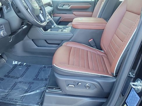 New 2026 GMC Sierra 2500 Denali Ultimate image 11