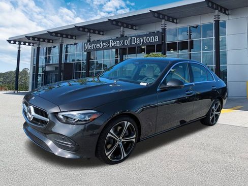 Used 2025 Mercedes-Benz C 300 Sedan image 8