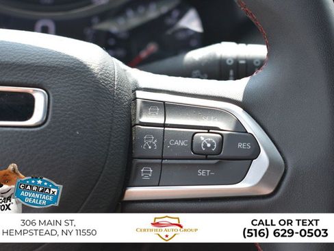 Used 2025 Jeep Compass Trailhawk AWD/4WD image 17