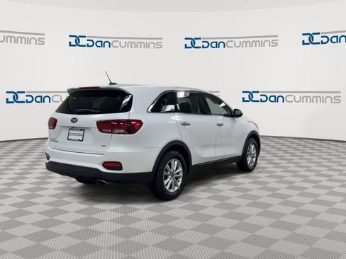 Used 2020 Kia Sorento LX FWD image 8