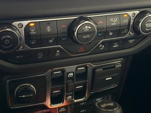 New 2026 Jeep Wrangler Unlimited Rubicon AWD/4WD image 12